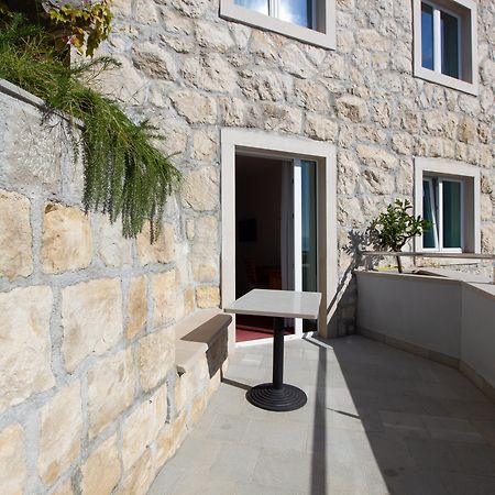 Hotel Villa Dvor (Adults Only) Omis Bagian luar foto