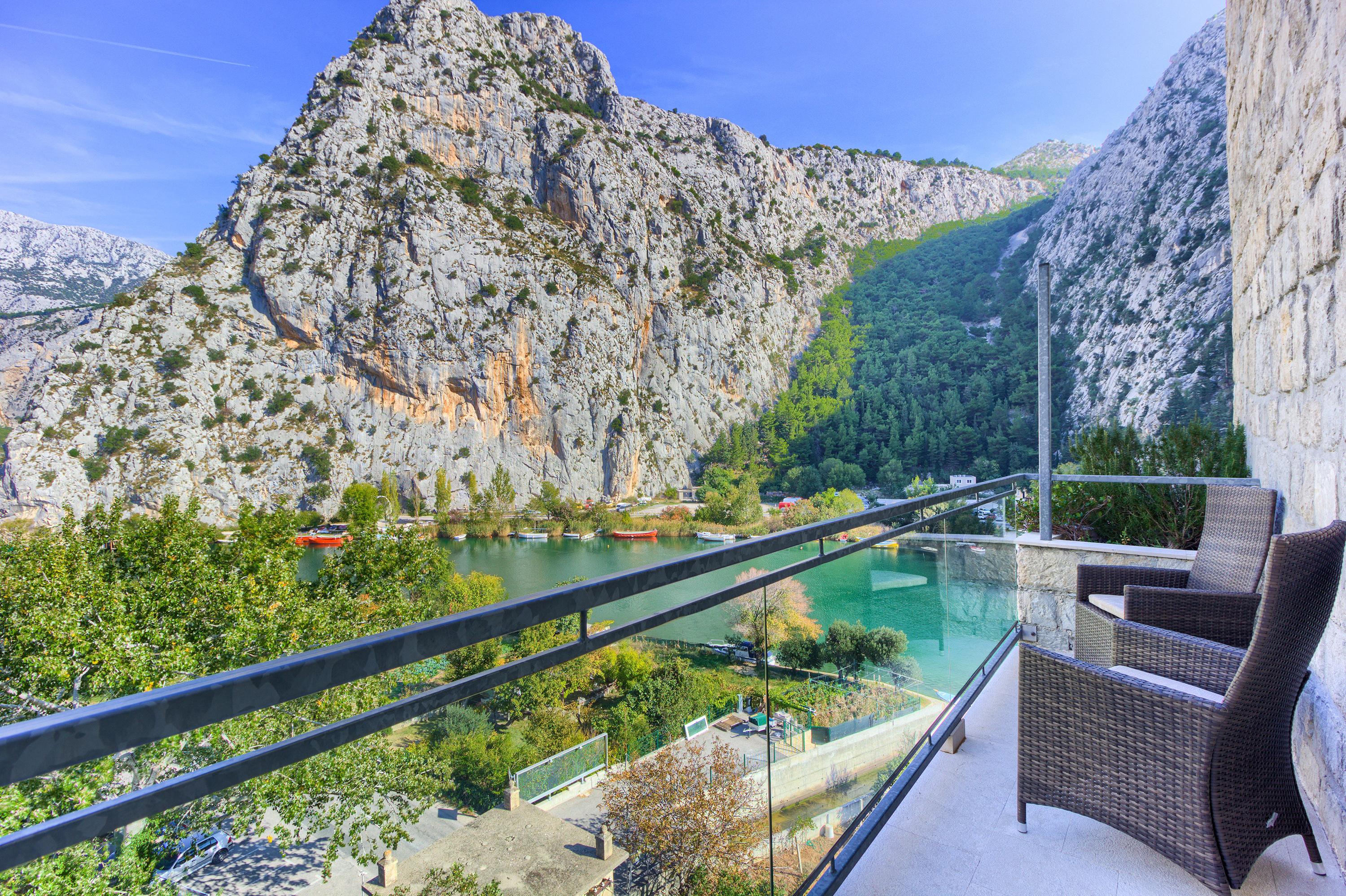Hotel Villa Dvor (Adults Only) Omis Bagian luar foto