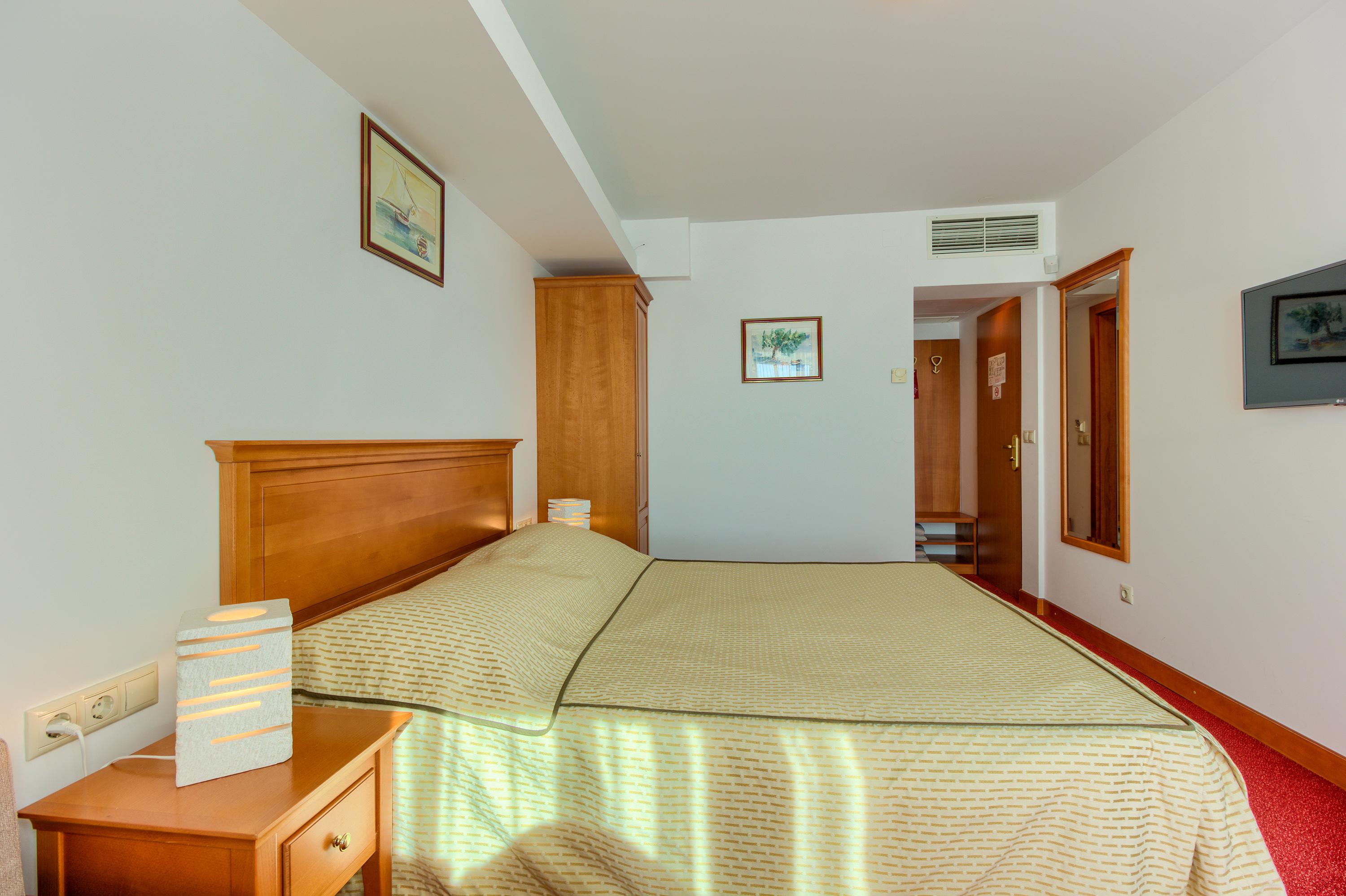 Hotel Villa Dvor (Adults Only) Omis Bagian luar foto