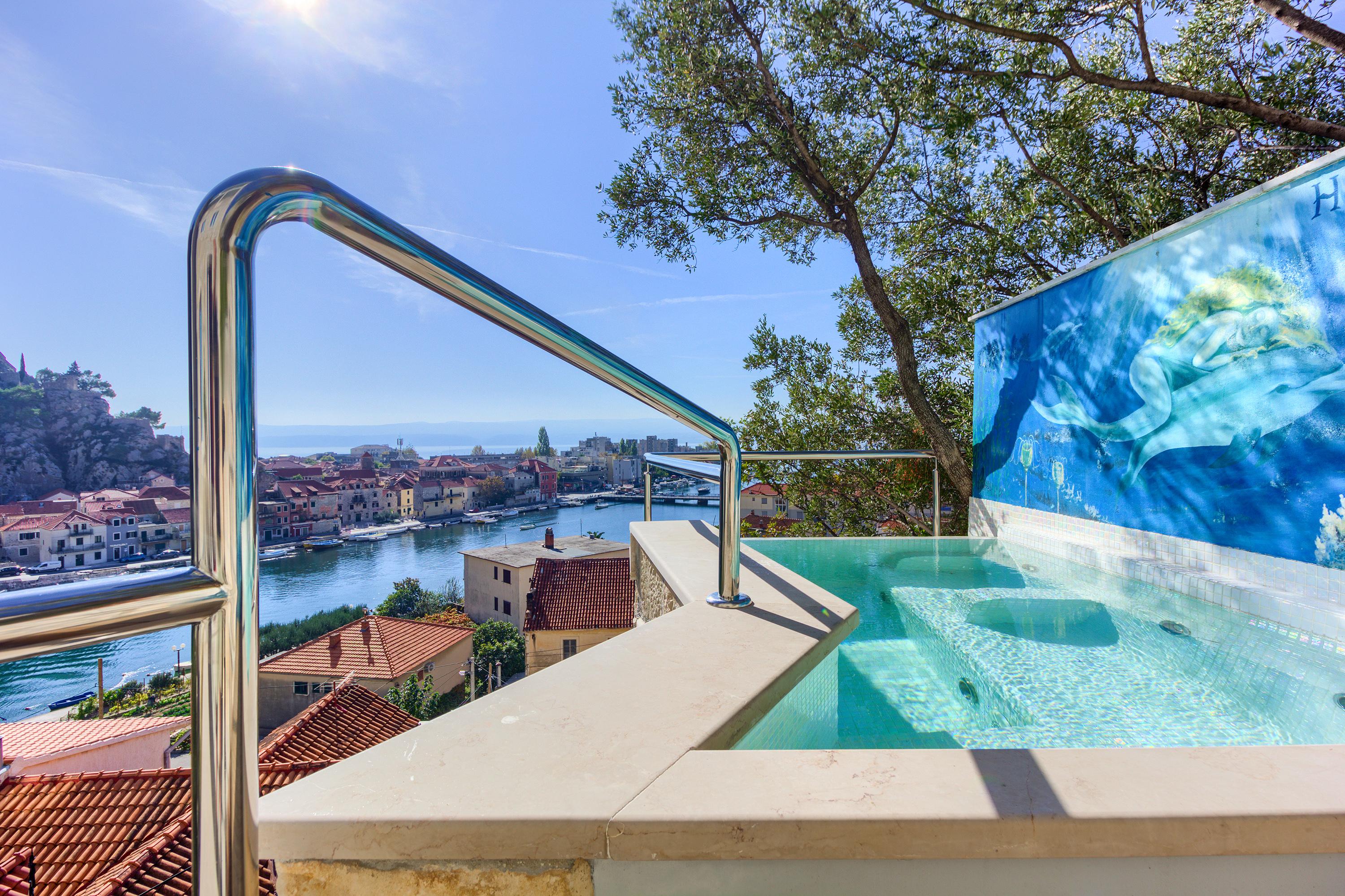 Hotel Villa Dvor (Adults Only) Omis Bagian luar foto