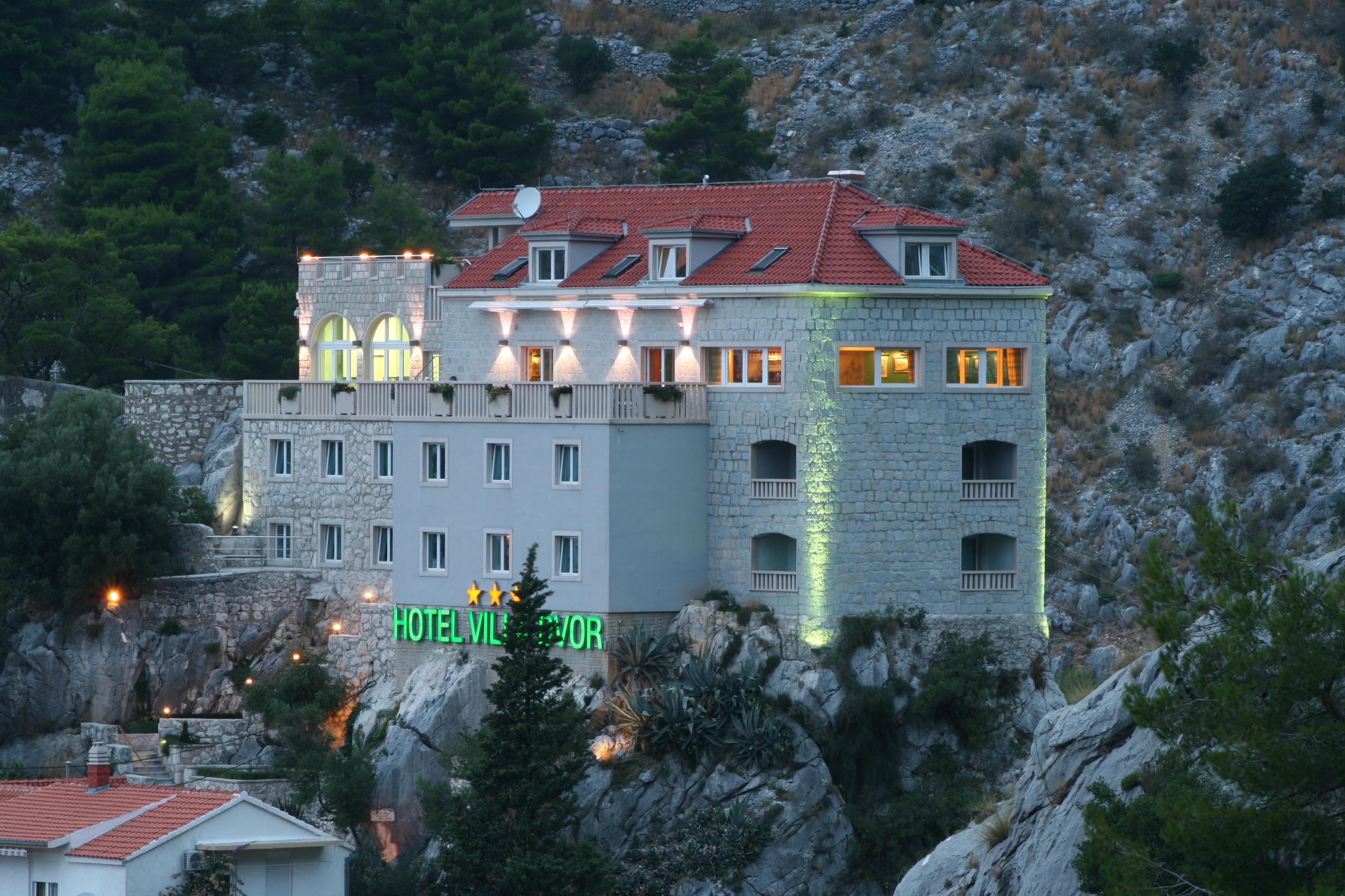 Hotel Villa Dvor (Adults Only) Omis Bagian luar foto