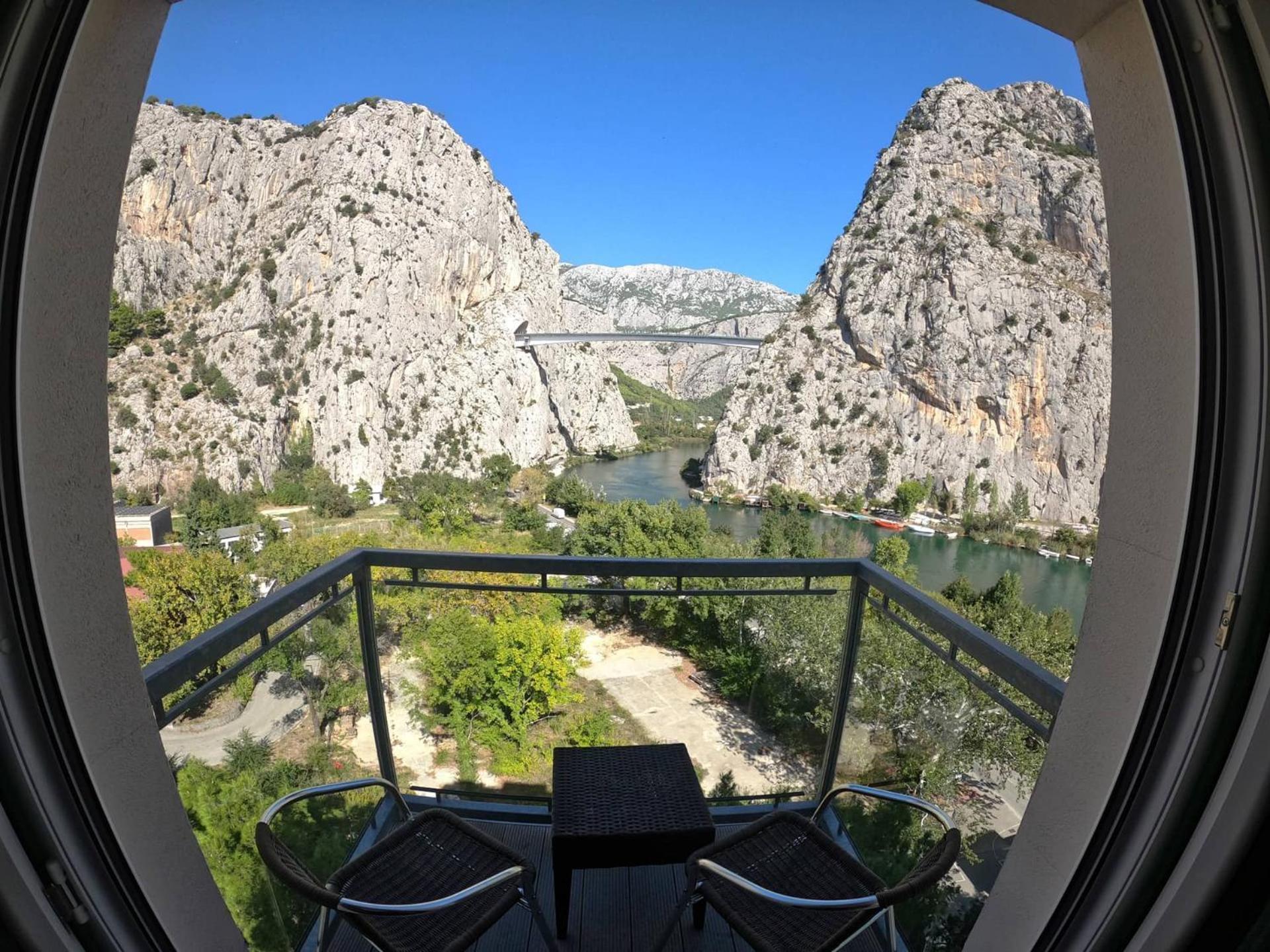 Hotel Villa Dvor (Adults Only) Omis Bagian luar foto