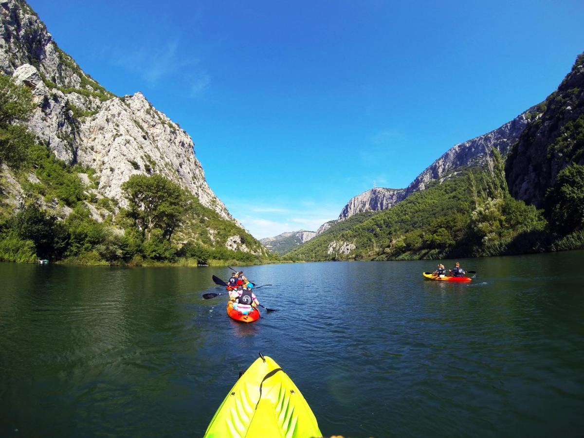 Hotel Villa Dvor (Adults Only) Omis Bagian luar foto